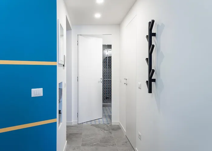 شقة 5' From Metro Lima, Design